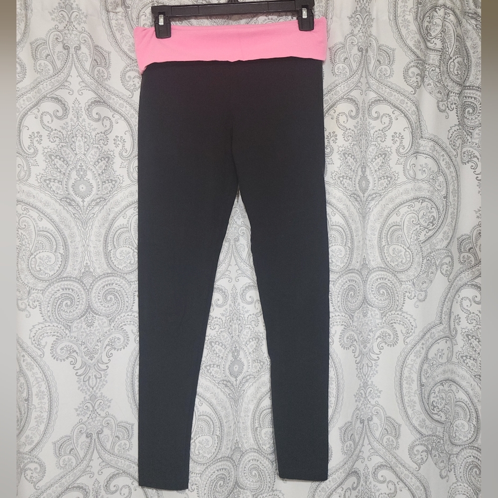 Victoria's Secret folder over leggings
